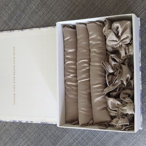 3 Piece Eternal Muse Bun Bons